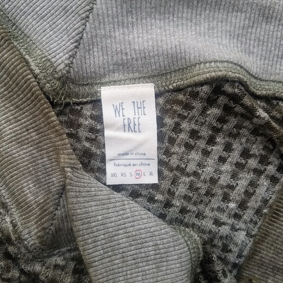 NWT Free People Southside V-neck Thermal - Picture 3 of 4